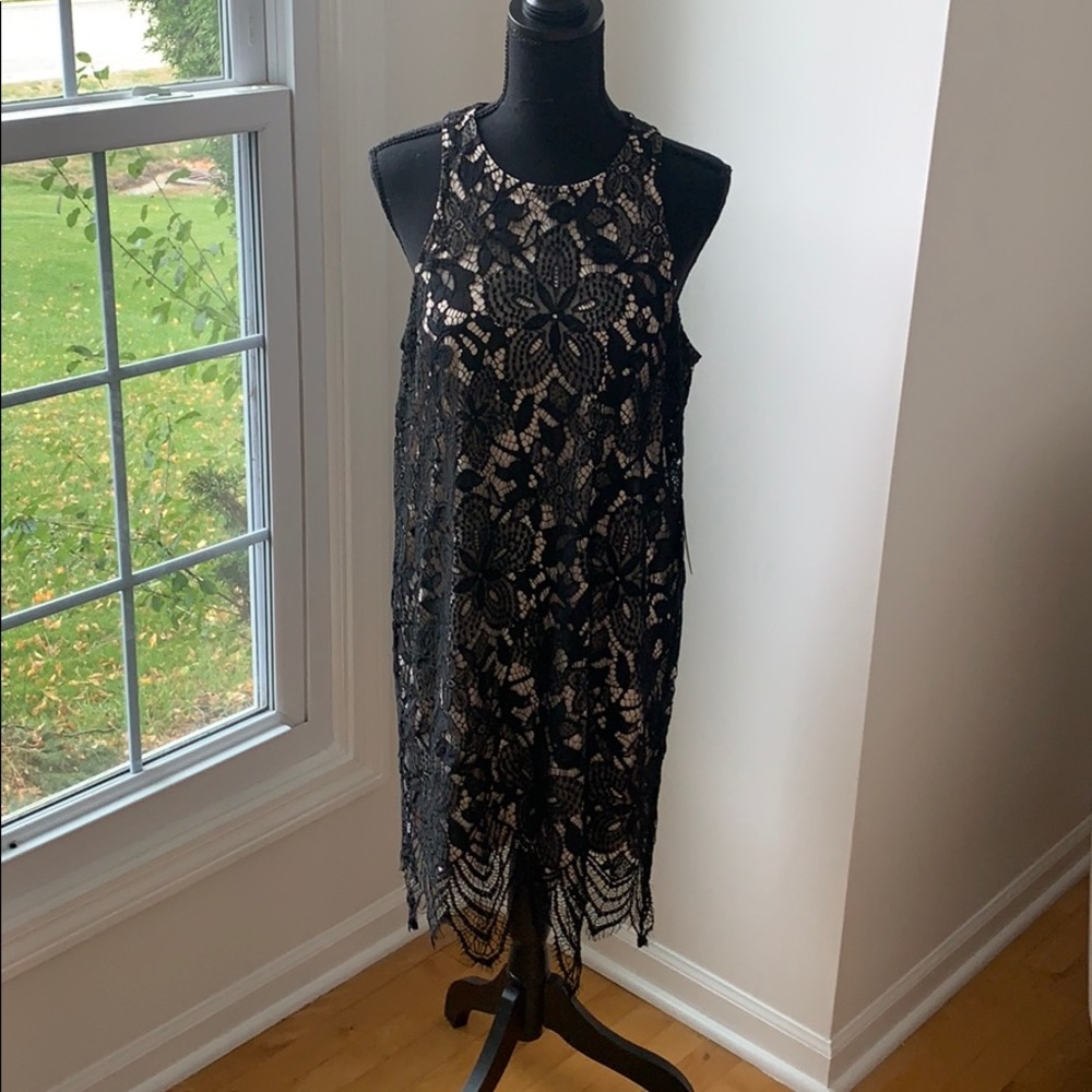 Women’s lace dress